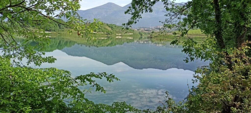 FARKA LAKE TIRANA 